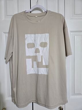 Unknown brand large men's cream colored tshirt
